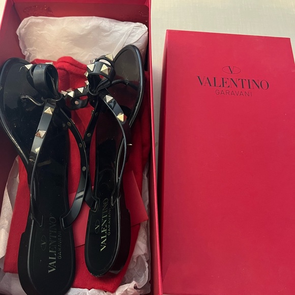 Valentino Garavani sandals size 37 - Picture 4 of 6